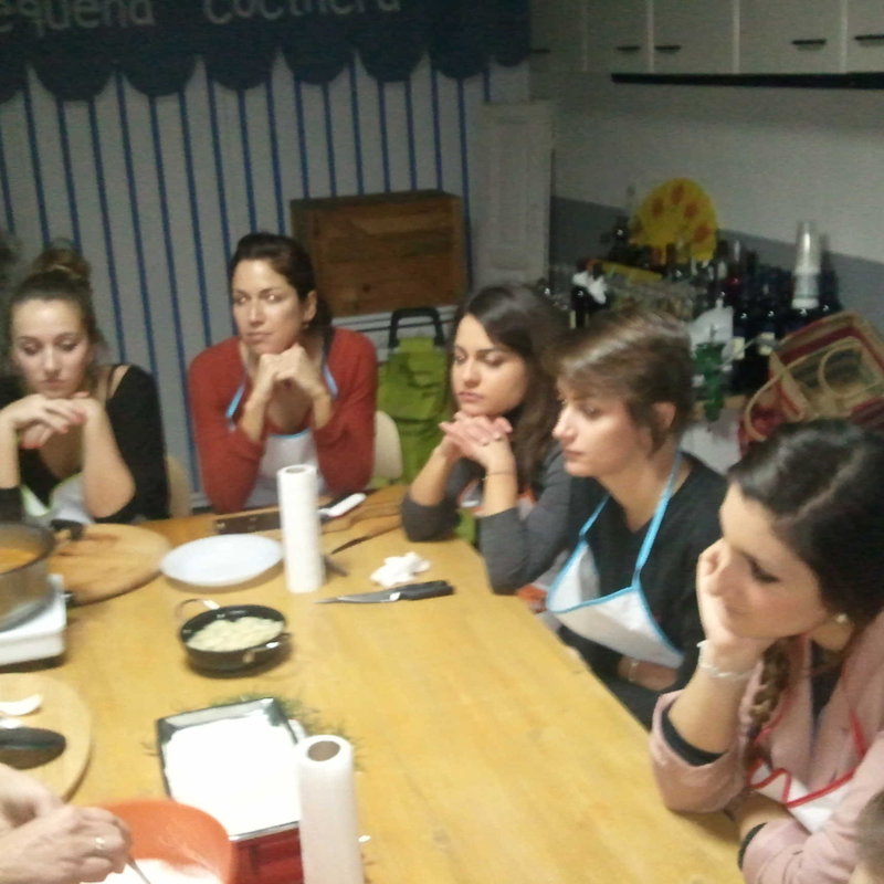 Aprende a cocinar con cuchara y cucharón - Zuigo Madrid